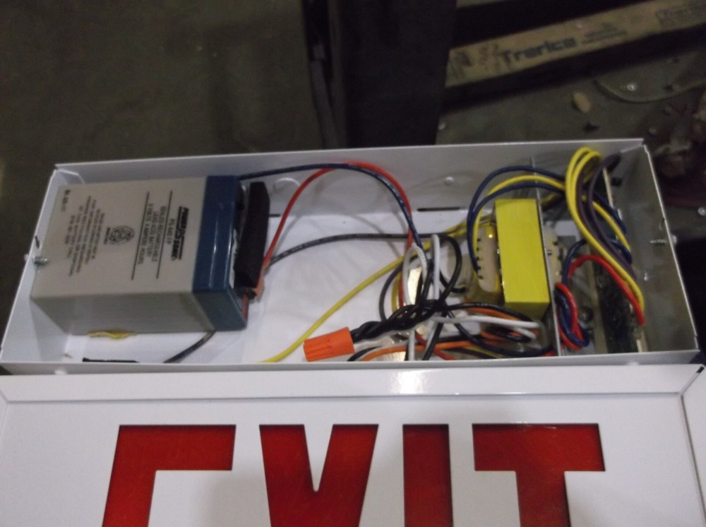 NEW NO BOX COOPER SURE-LITES EMERGENCY EXIT SIGN (QQ3)