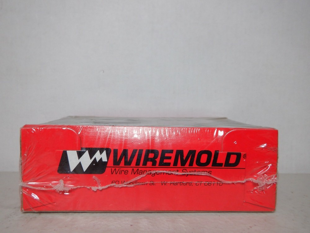 Wiremold G3043BE, Duplex Receptacle, Gray