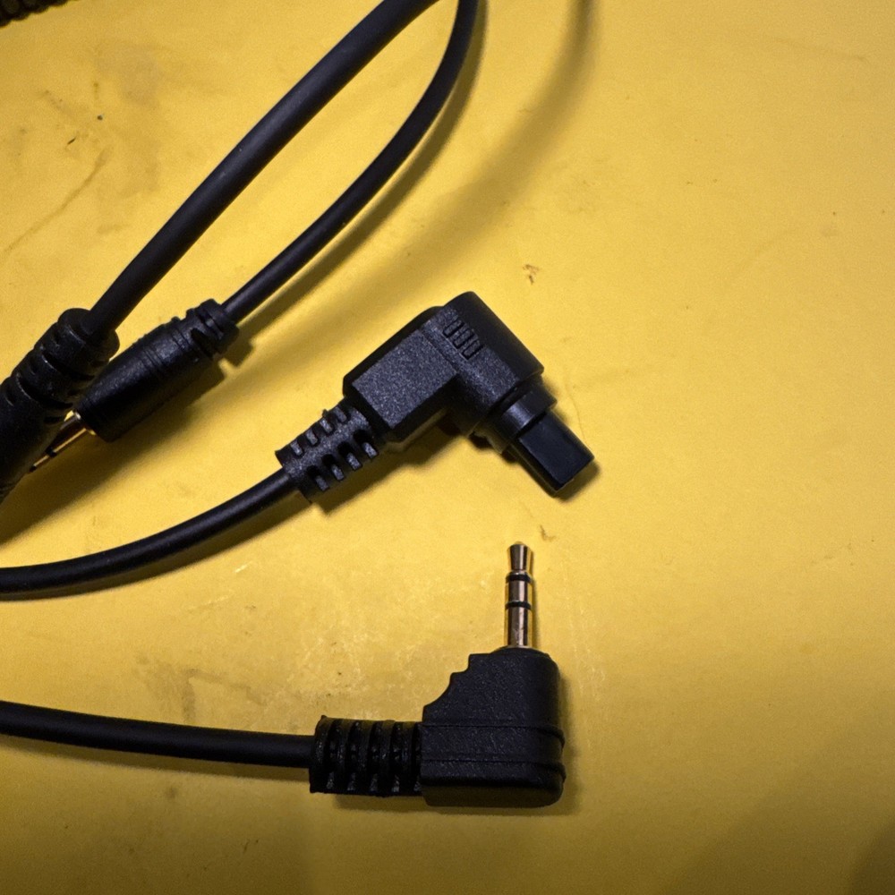 Aodelan SRR Pebble Remote Control Wireless Shutter Controller for Canon Camera