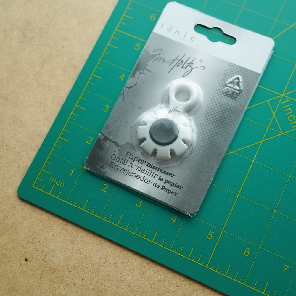 Tim Holtz ~ Tonic Studios ~ Paper Distresser