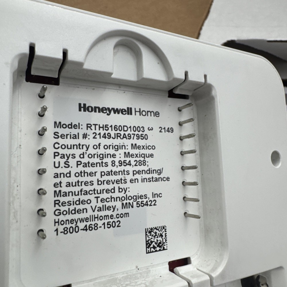 Honeywell Home RTH5160 Horizontal Digital Display Non-Programmable Thermostat