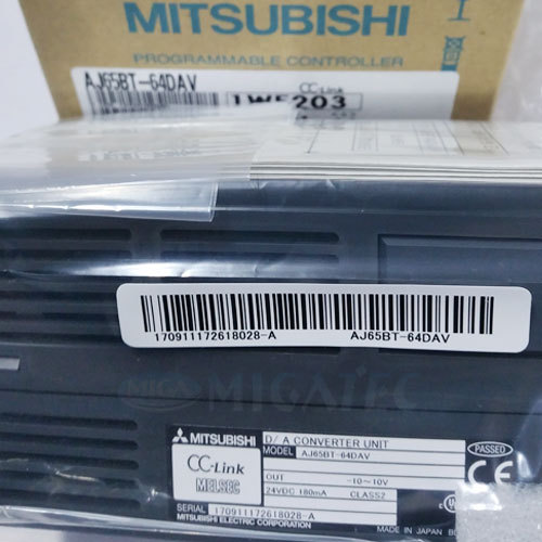 (NEW) MITSUBISHI AJ65BT-64DAV Analog output module