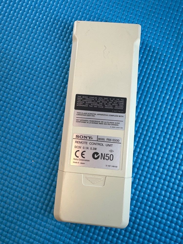 Sony remote control unit RM – 5500