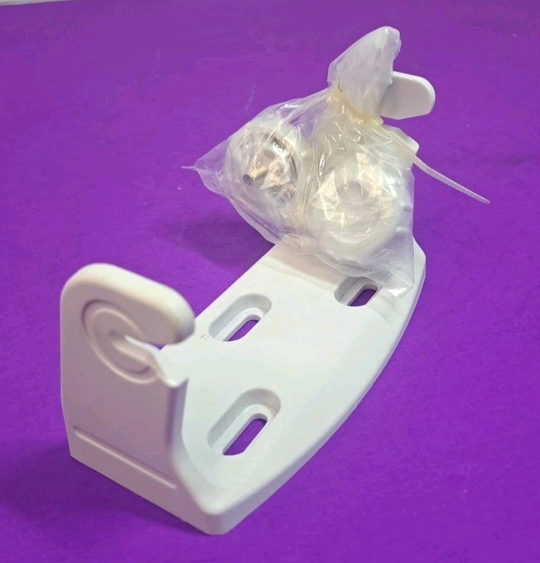 Standard Horizon GX1000s Mounting Bracket + Knobs – White