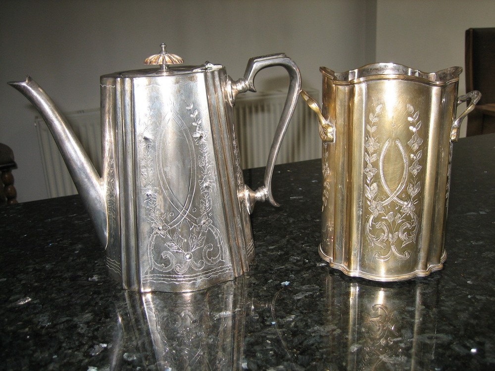 SILVER PLATE JORDAN SHEFFIELD COLLECTION COFFEE POT & WINE HOLDER