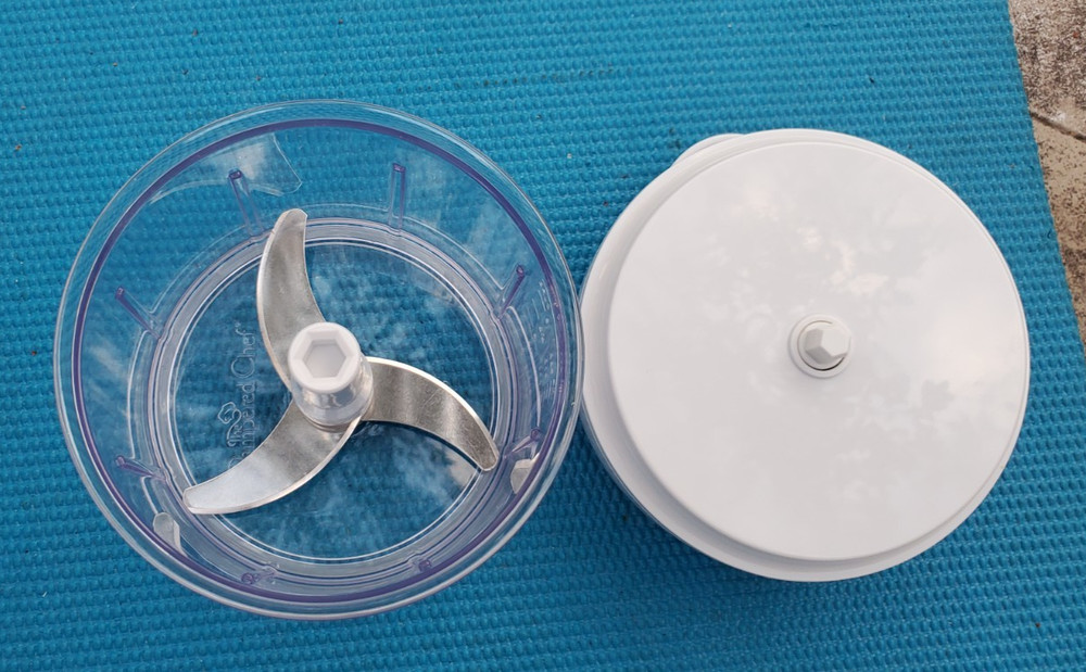 The Pampered Chef Manual Food Processor 2581