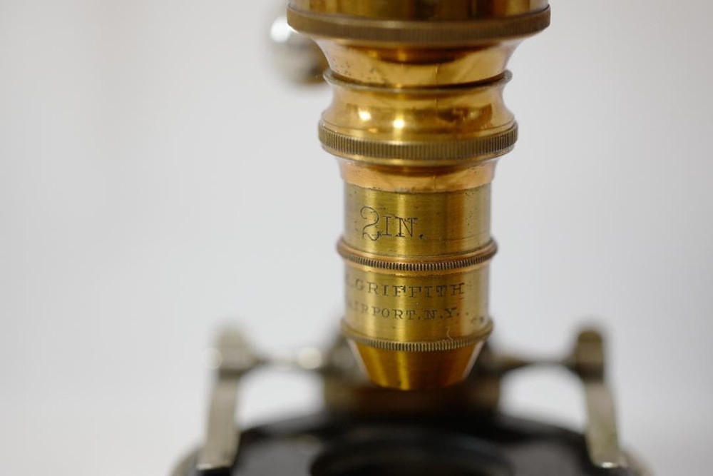 microscope antique vintage Bausch & Lomb "Griffith Club" Microscope