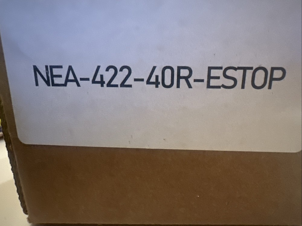 IDEC XWIE-BV 250v Emergency Stop Switch