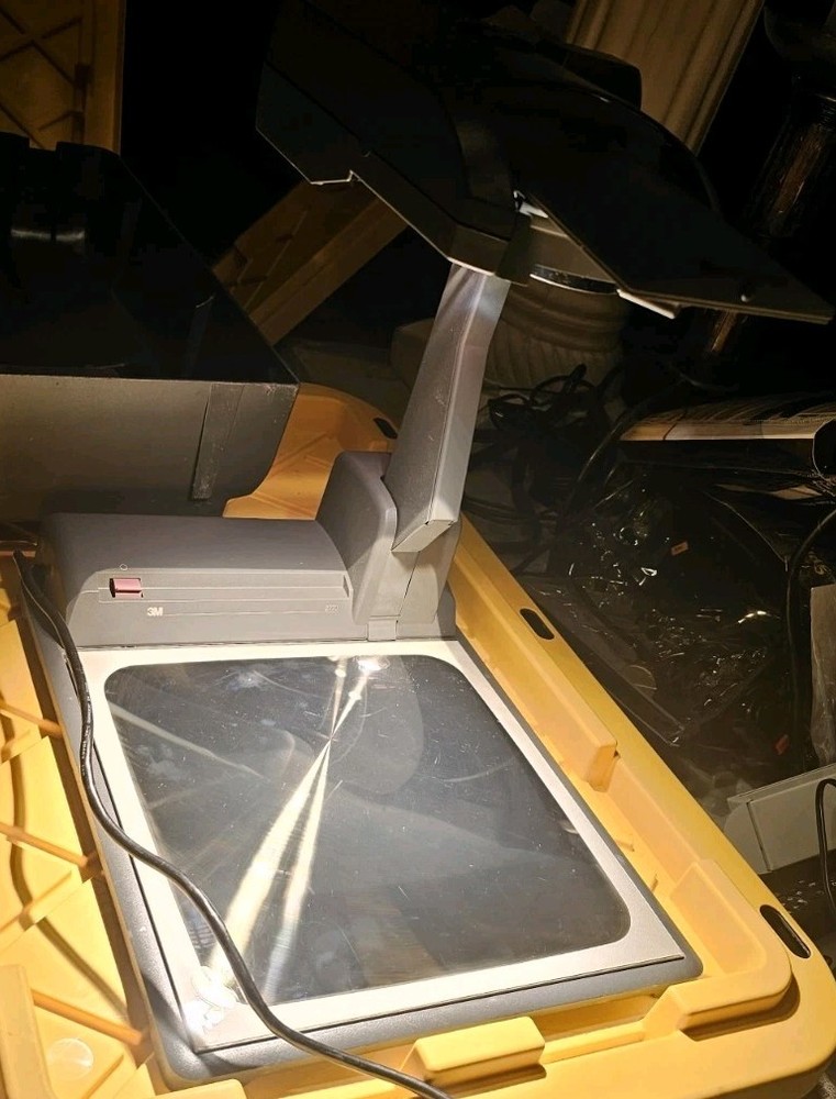 3M 2770 Overhead Projector