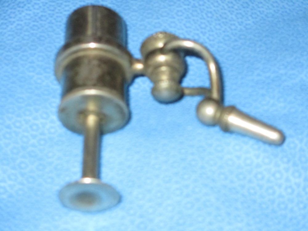Antique Silver-Plated Atomizer Art Deco C45