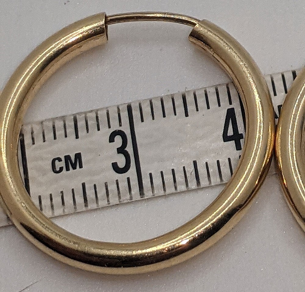 3.2 Grams 14K Solid Yellow Gold Hoop Earrings