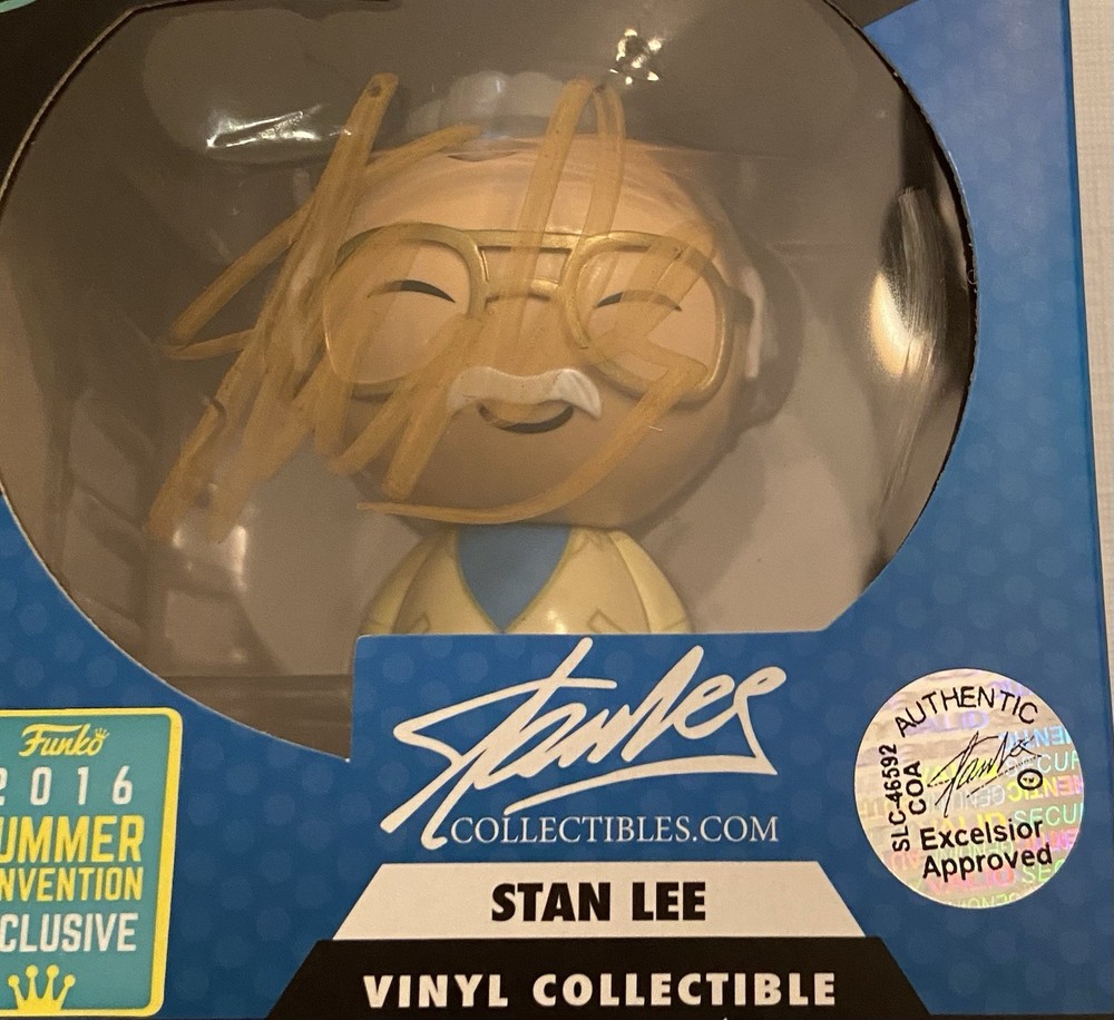 Stan Lee Dorbz Autographed By Stan Lee with COA Marvel comics Funko Spider-Man