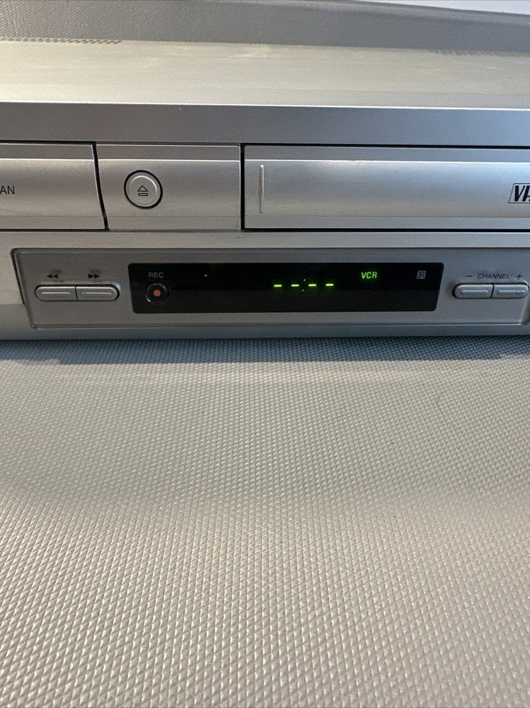 Sony DVD VCR Combo SLV-D300P DVD DOES NOT WORK