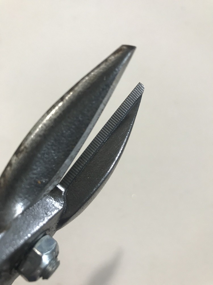 WISS M2 Tin Cutters Cut Coated Handle 0921