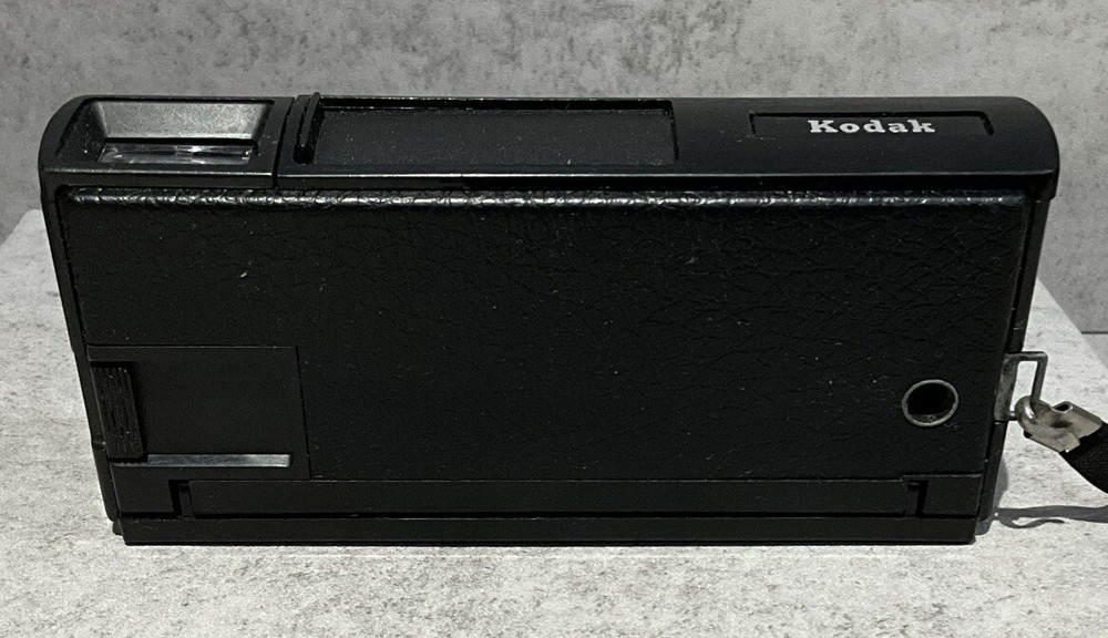 Kodak Pocket Instamatic 20 Camera 110 Film Camera Untested
