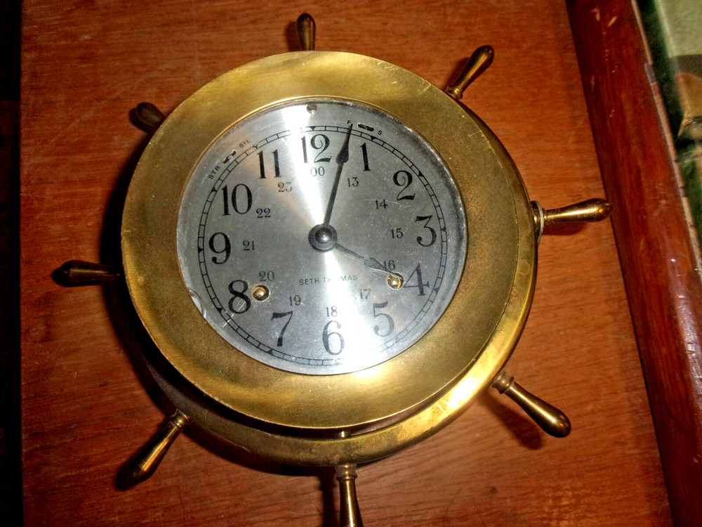 Seth Thomas 1008 ship wheel brass helmsman-W clock