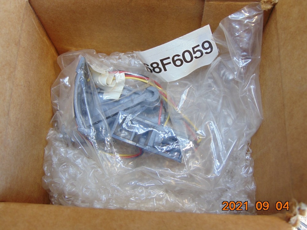 NEW 68F6059 SCRAPER ASSEMBLY 6252 *FREE SHIPPING*