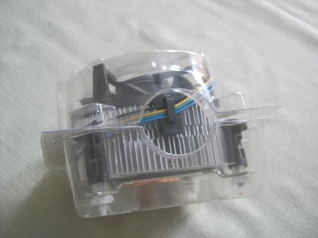 Vintage Intel Socket 775 Copper Core, Fan-D34223-002, Unopened
