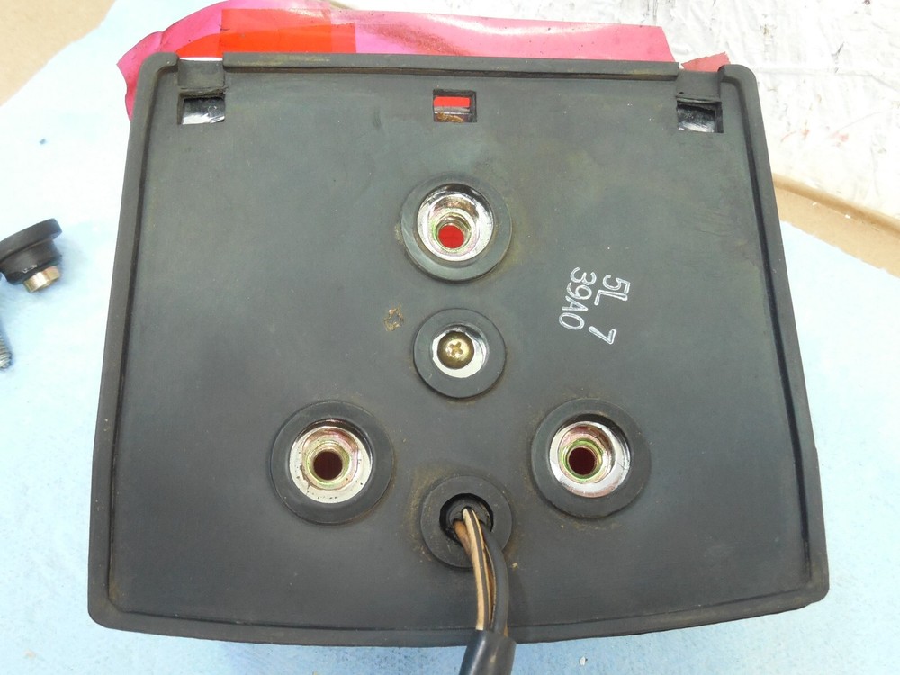 1996 Suzuki VS800 Intruder Taillight Tail Light assembly (bad lens)
