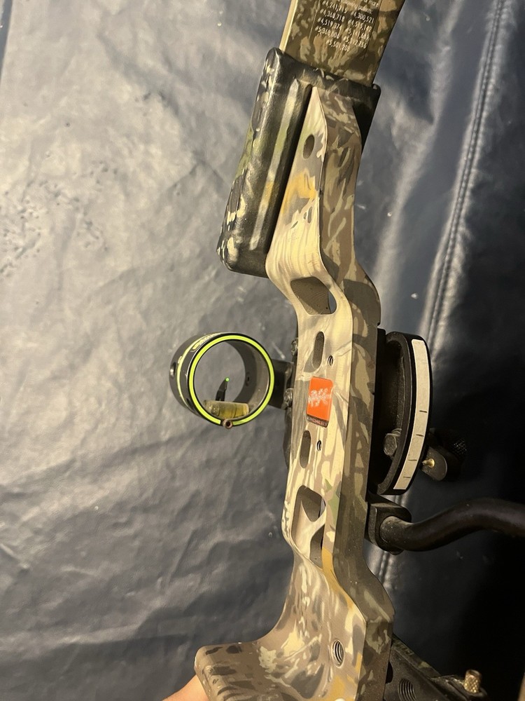 PSE Archery Thunderbolt Compound Camouflage Bow