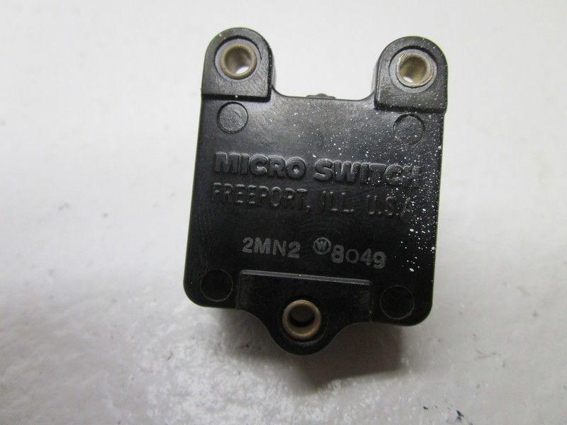 MICRO SWITCH 2MN2 LIMIT SWITCH NSNP