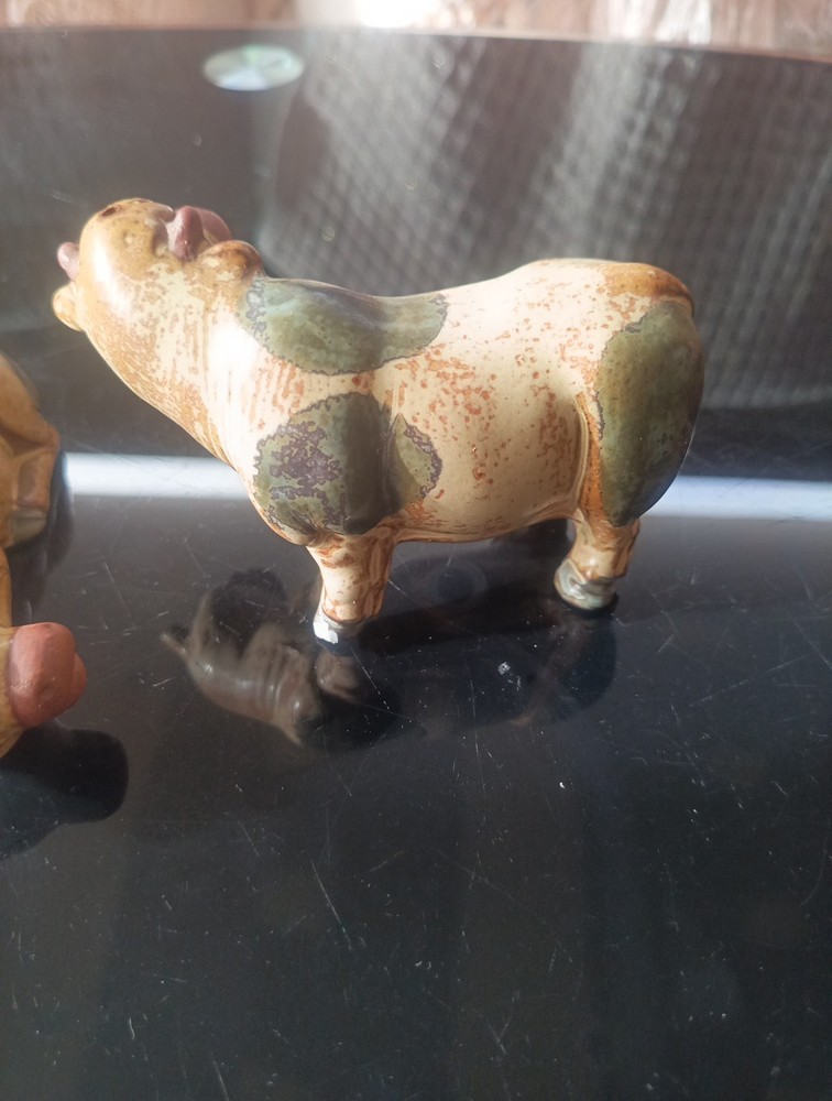 Pottery cow bull salt pepper Ceramic