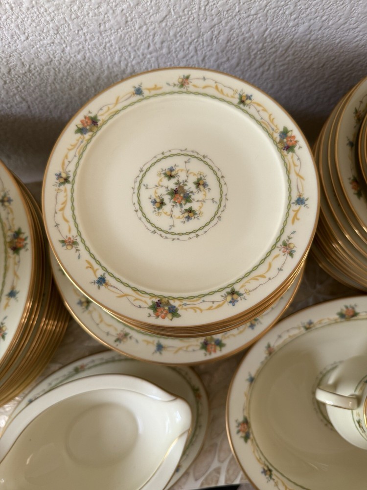 Noritake (Normandy Pattern) 12 Place Settings. 91 Pieces In Total