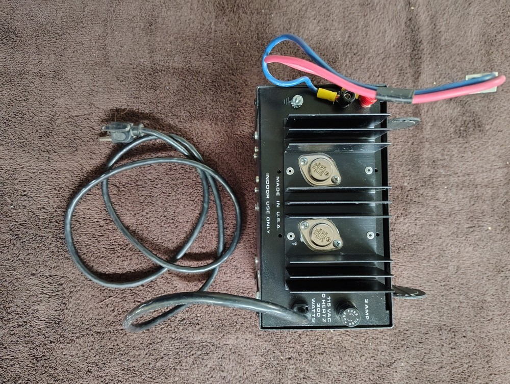 Astron RS-12A Power Supply