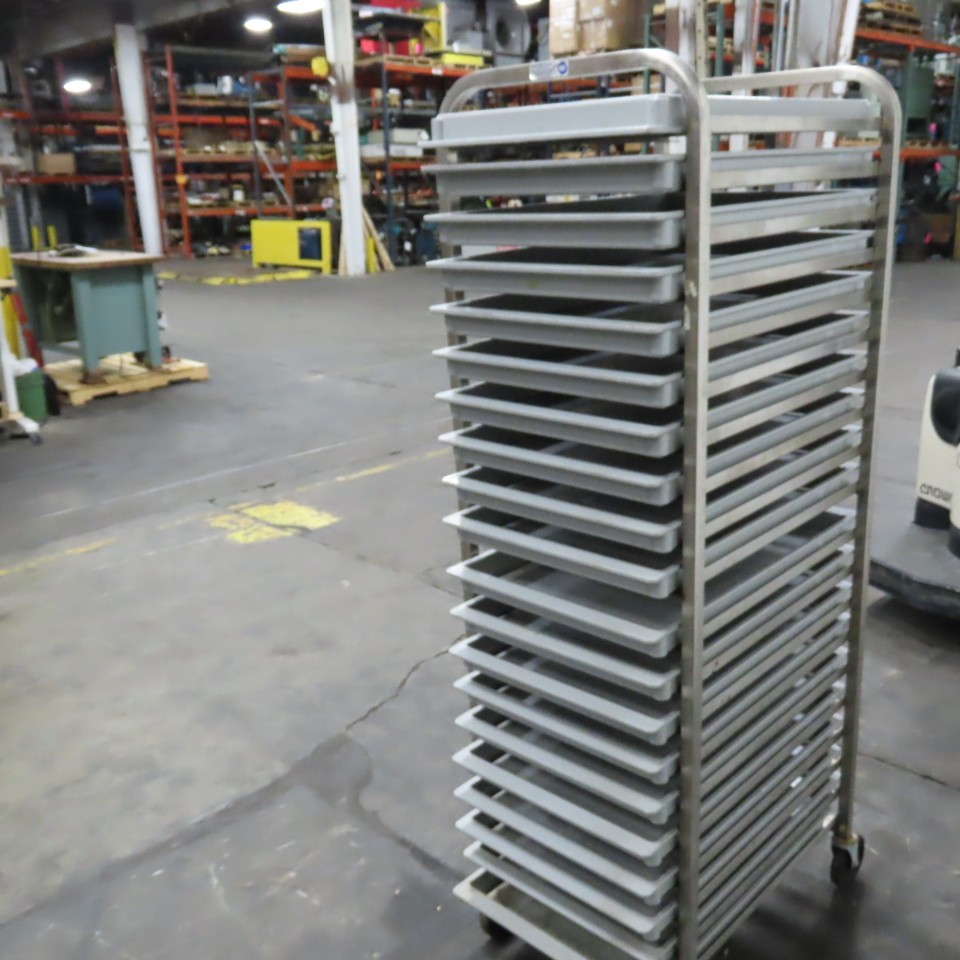 M & E Mfg. Stainless Steel Single End Load Nesting Baking Rack 20 Pan Capacity