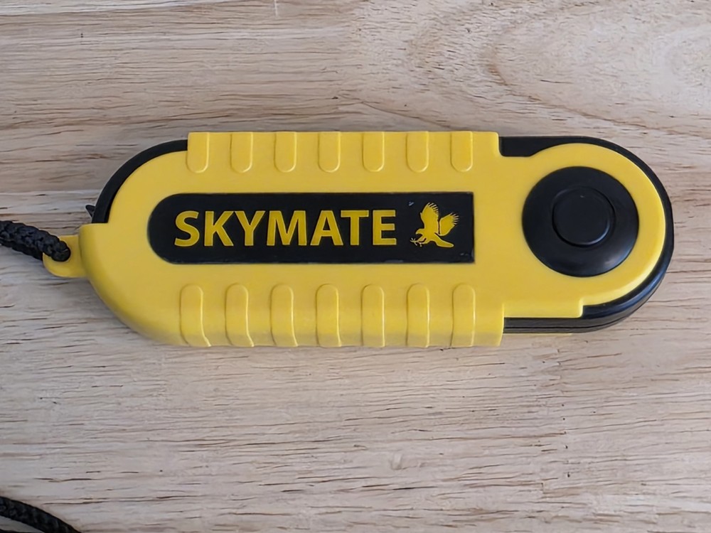 Skymate by Speedtech SM-18 Weather & Temperature Meter. See Notes