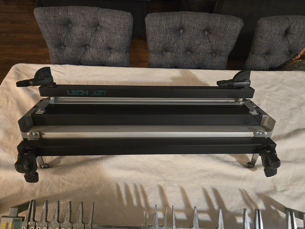 Leigh Dovetail Jig D-4