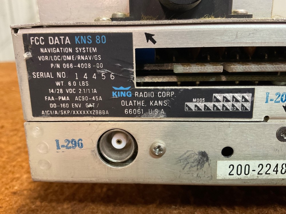 KING KNS80 Nav Ststem with rack.