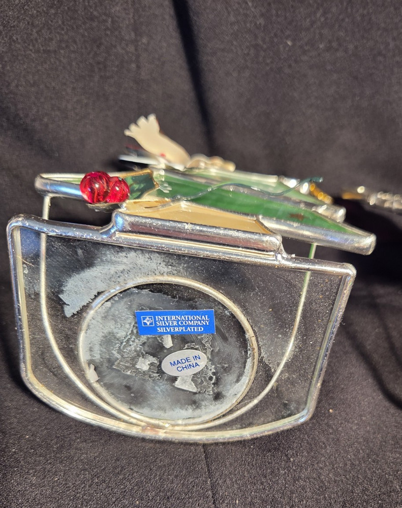 INTERNATION SILVER CO STAINED GLASS TEA LIGHT HOLDER CHRISTMAS THEMED