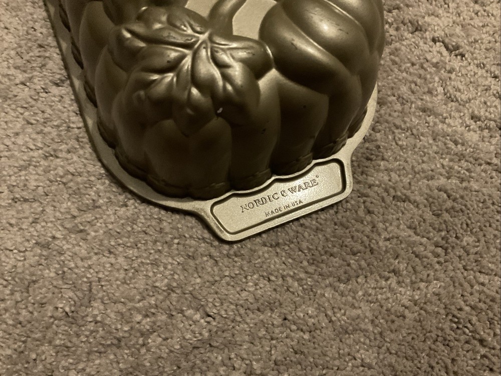 Nordic Ware Pumpkin Loaf Baking Pan