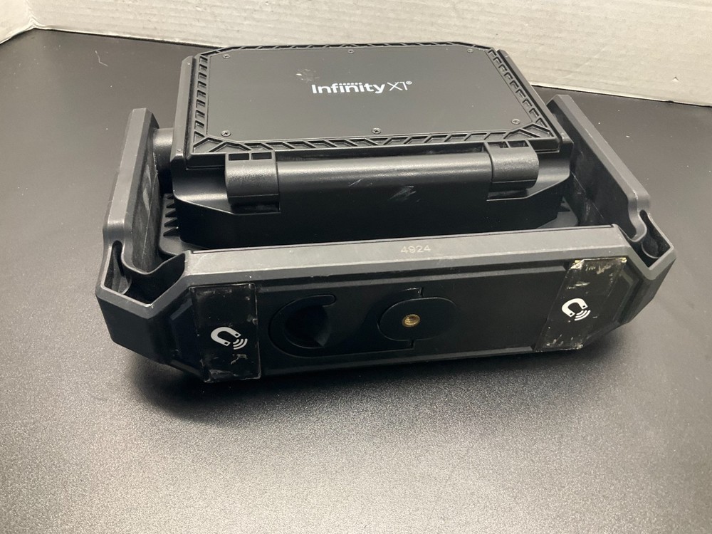 Infinity X1 Dual Powered Solar Work Light 3000 Lumen