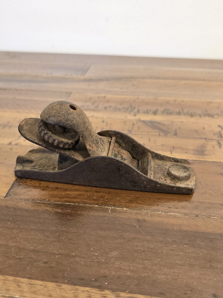 ANTIQUE STANLEY  No. 102  SMALL BLOCK PLANE RULE & LEVEL IRON