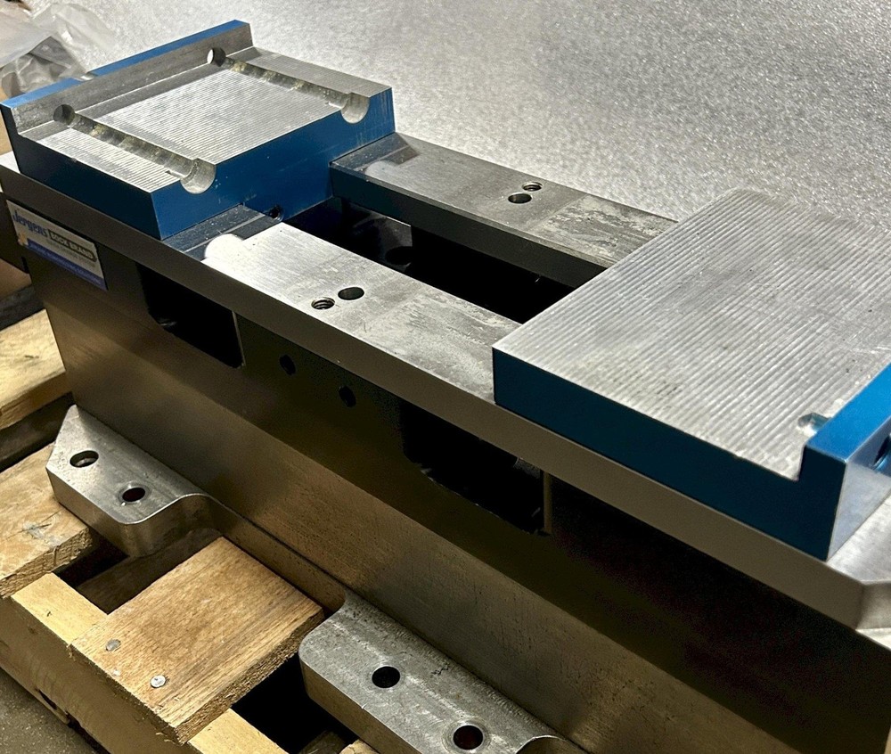 Jergens 6" Bock Brand Interlocking Vise with Soft Jaws