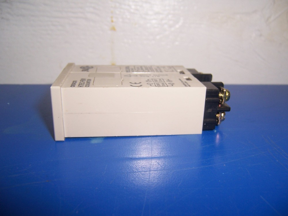 13990 Omron H7EC-FBV Counter