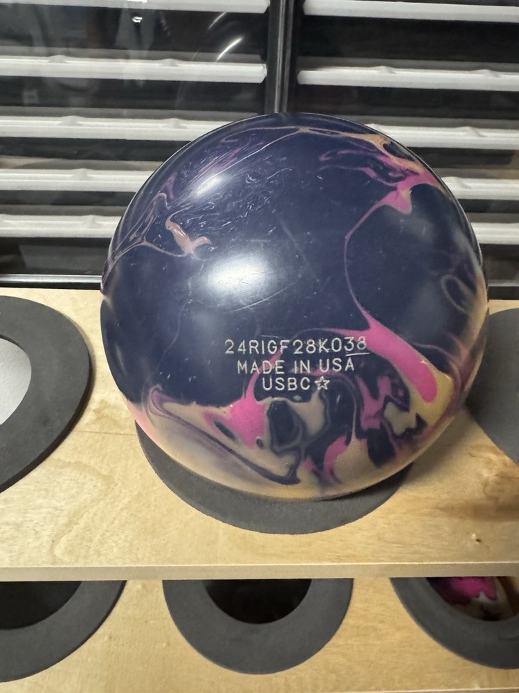 Magic Gem Bowling Ball 15lb Used ... Low Games On It