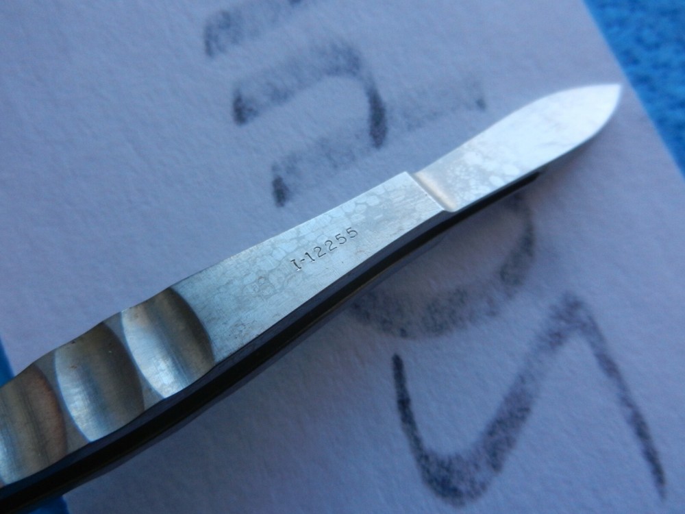 Icon Surgical Ophthalmic Lens Folding Forceps I-12255