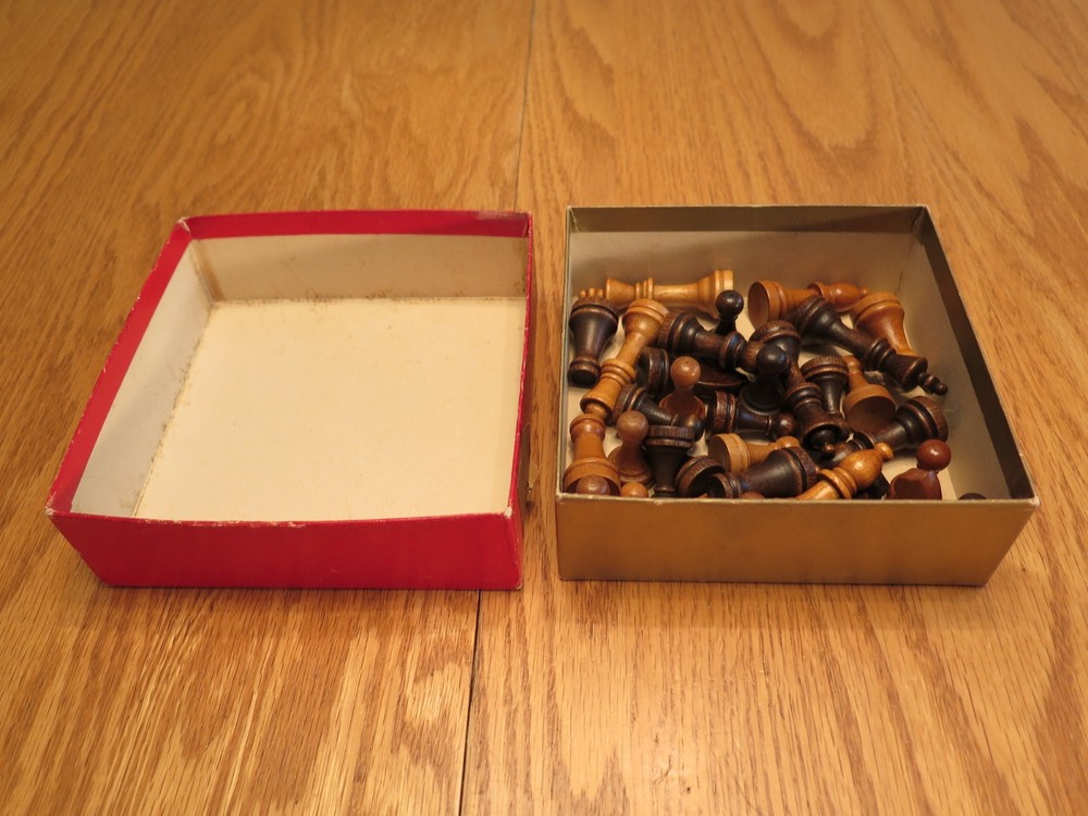 Vintage Wooden Chess Set - Light Brown & Dark Brown