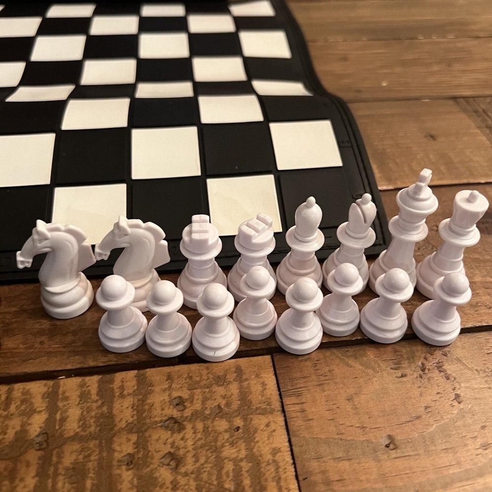 Dream Cheeky USB Roll Up Chess Game 2007 #406 Requires Windows 2000 XP or Higher