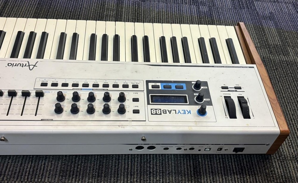 Arturia Keylab 88 Midi Controller