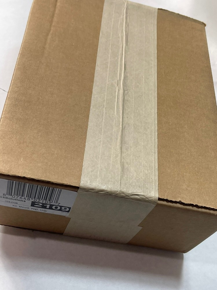 Rack Solutions 104-2109 Wall Mount KIit for CPU UNIV