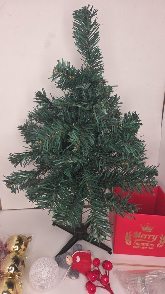 Dotoro- 16 Inch Tall Christmas Tree With String Lights And Decorations