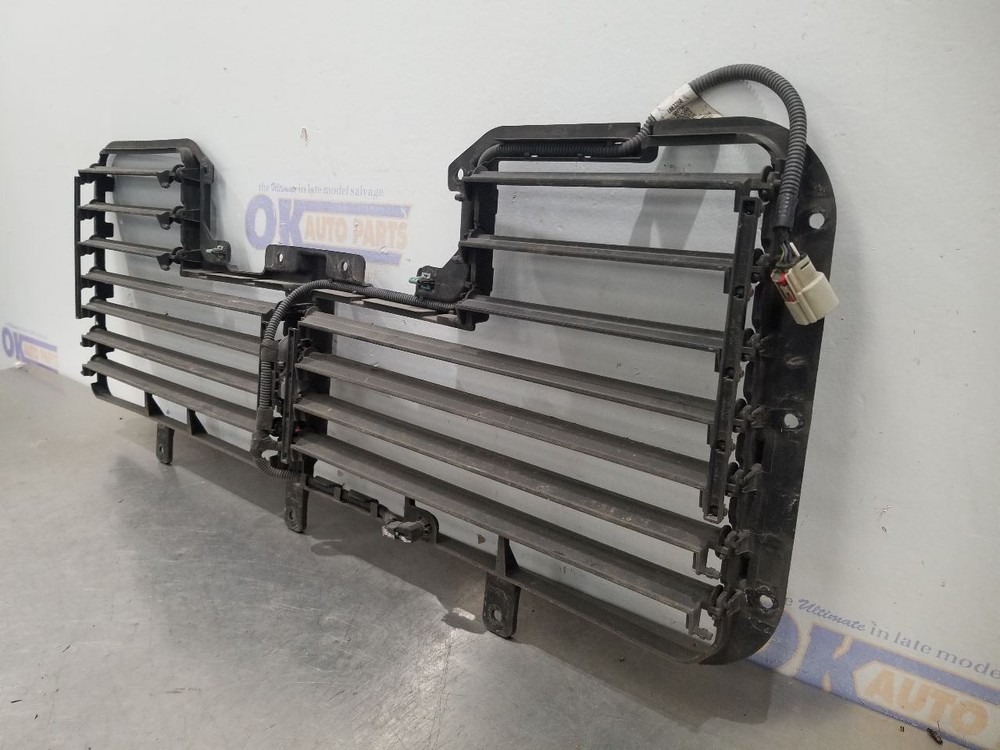 19 CHEVY SILVERADO 1500 5.3L AIR SHUTTER
