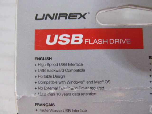Unirex 8GB USB Swing Flash Drive