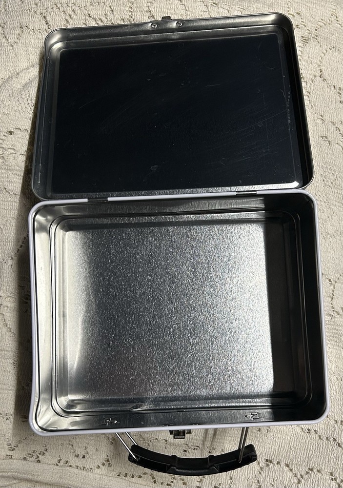 Beatles Black & White Tin