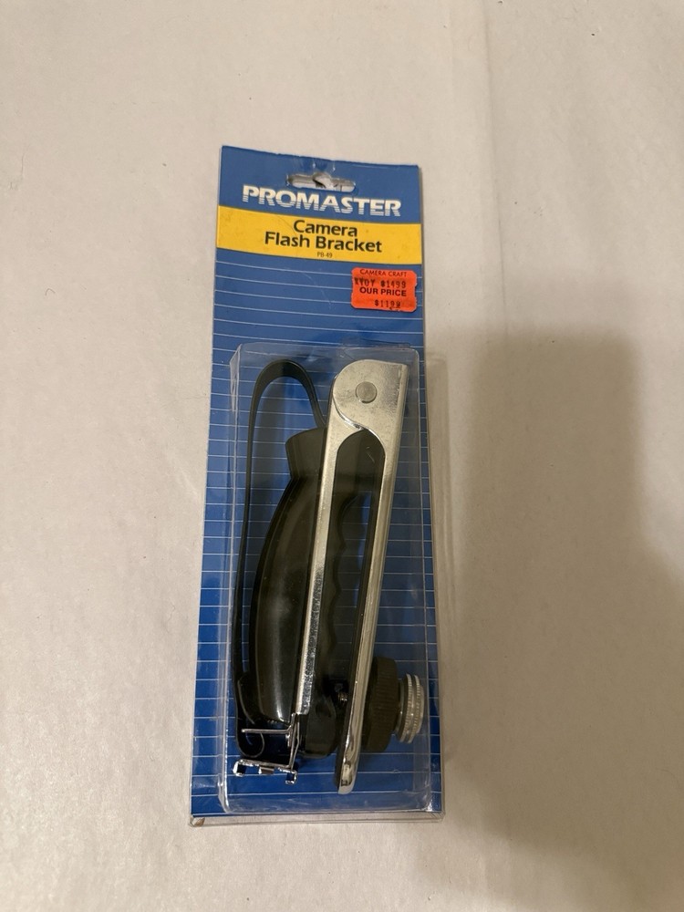 Pro Master Camera Flash Bracket