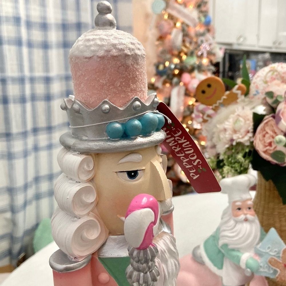 NWT Peppermint Square Large Pastel Pink Nutcracker